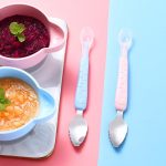 baby-fruit-scraping-spoon-babyblush-1